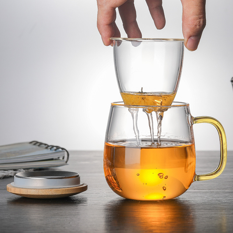 Glass Mug with Infuser and Bamboo Lid for Tea drinking